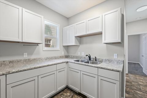 Tiny photo for 1391 W Decatur Street, Decatur, IL 62522 (MLS # 12389650)