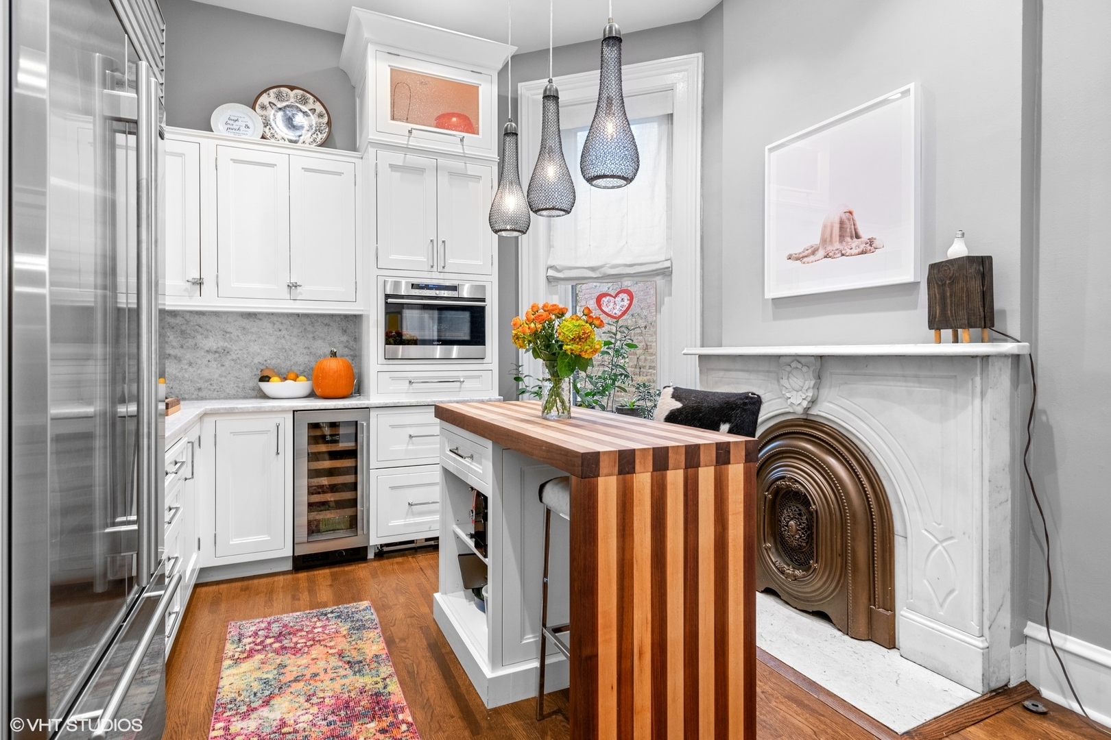 871 N La Salle Street 3