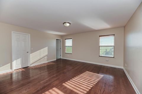 Tiny photo for 907 Wildflower Drive, Shorewood, IL 60404 (MLS # 12700726)