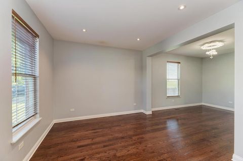 Tiny photo for 907 Wildflower Drive, Shorewood, IL 60404 (MLS # 12700726)