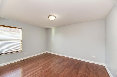 Tiny photo for 907 Wildflower Drive, Shorewood, IL 60404 (MLS # 12700726)