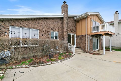 Tiny photo for 1133 N Thatcher Lane, Addison, IL 60101 (MLS # 12604111)