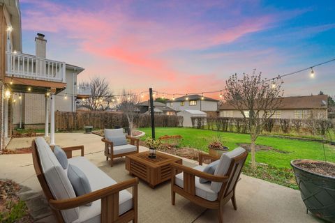 Tiny photo for 1133 N Thatcher Lane, Addison, IL 60101 (MLS # 12604111)