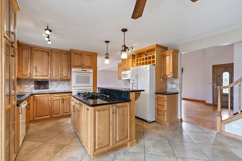 Tiny photo for 1133 N Thatcher Lane, Addison, IL 60101 (MLS # 12604111)