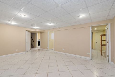 Tiny photo for 1133 N Thatcher Lane, Addison, IL 60101 (MLS # 12604111)