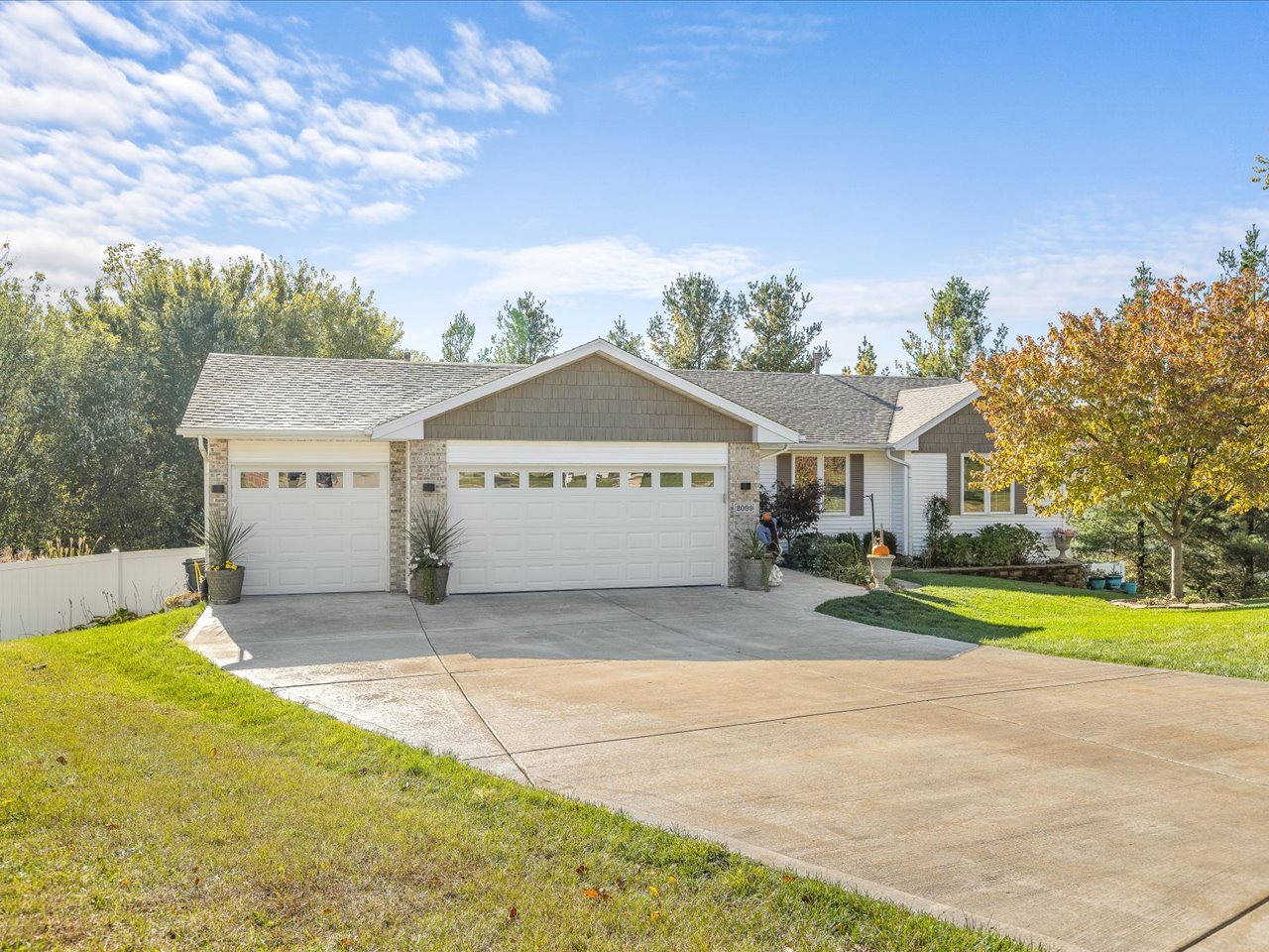 2099 Charnwood Court