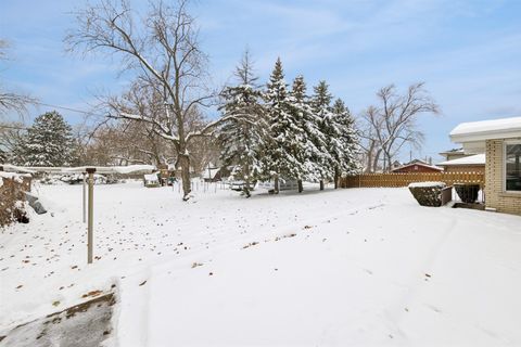 Tiny photo for 7216 S Octavia Avenue, Bridgeview, IL 60455 (MLS # 12534993)