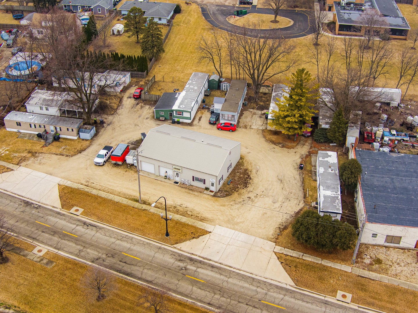 250 E Lincoln Highway