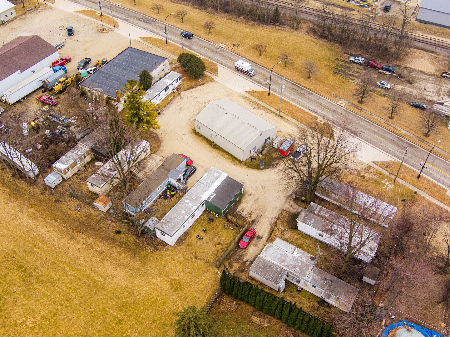 250 E Lincoln Highway
