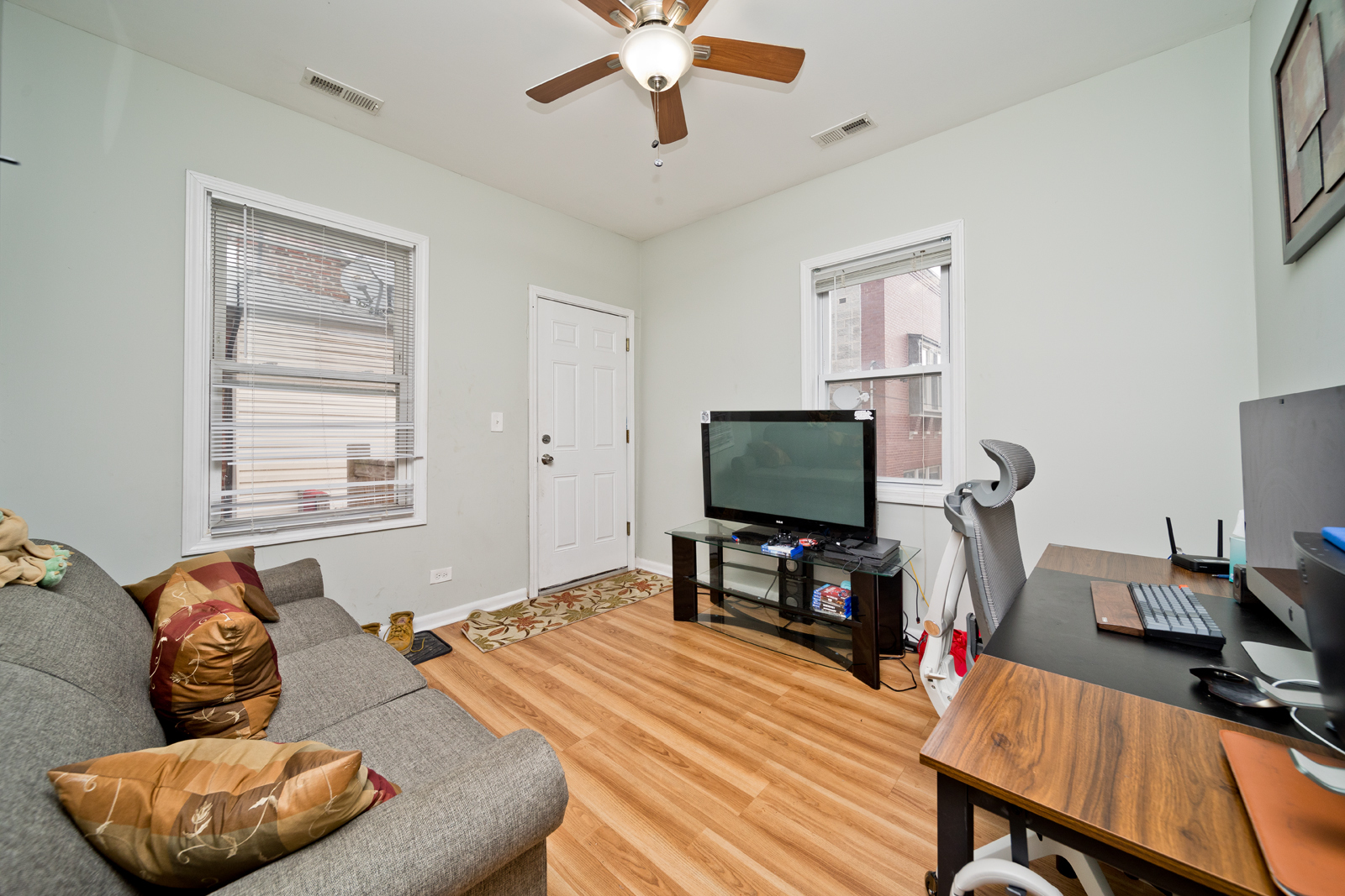 1431 W Flournoy Street 2R