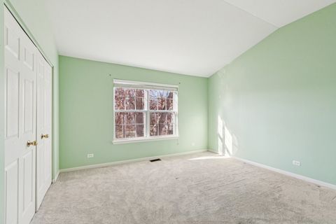 Tiny photo for 1986 S Egret Court, Libertyville, IL 60048 (MLS # 12537629)