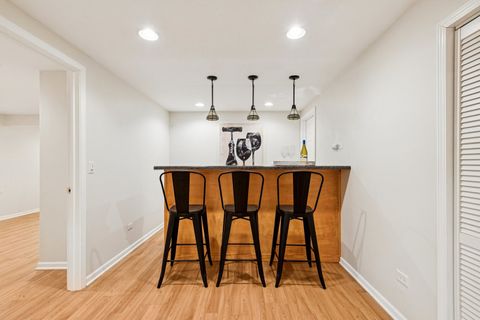 Tiny photo for 1986 S Egret Court, Libertyville, IL 60048 (MLS # 12537629)