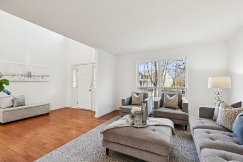 Tiny photo for 1986 S Egret Court, Libertyville, IL 60048 (MLS # 12537629)