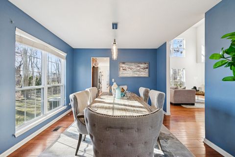 Tiny photo for 1986 S Egret Court, Libertyville, IL 60048 (MLS # 12537629)