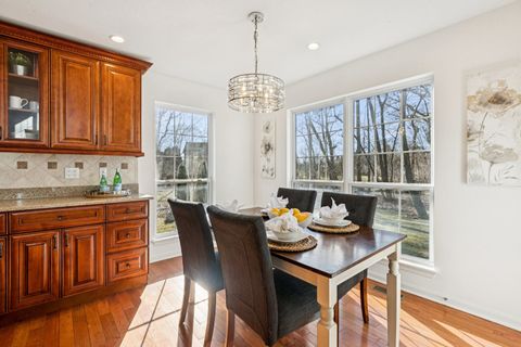 Tiny photo for 1986 S Egret Court, Libertyville, IL 60048 (MLS # 12537629)