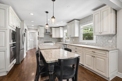Tiny photo for 1668 Central Avenue, Deerfield, IL 60015 (MLS # 12732073)