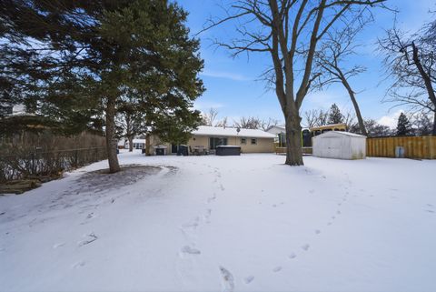 Tiny photo for 2612 Mitchell Drive, Woodridge, IL 60517 (MLS # 12559654)