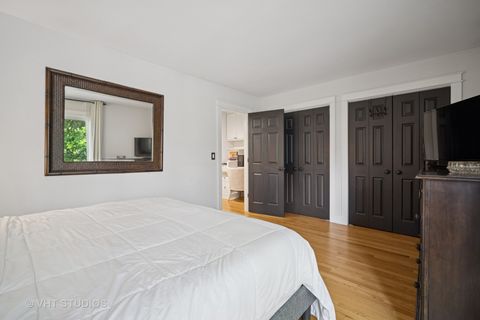 Tiny photo for 313 Hawthorn Avenue #F, Glencoe, IL 60022 (MLS # 12412674)