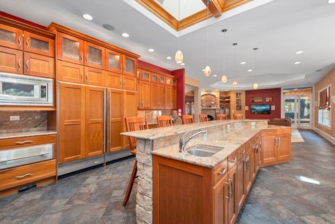 Tiny photo for 50 Elizabeth Lane, Palos Park, IL 60464 (MLS # 12467173)