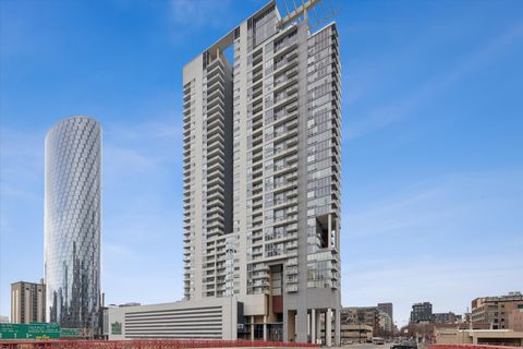 Photo of 737 W Washington Boulevard #710, Chicago, IL 60661 (MLS # 12572043)