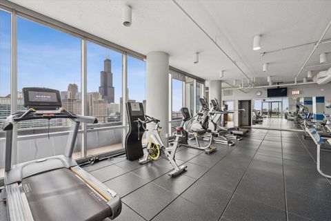 Tiny photo for 737 W Washington Boulevard #710, Chicago, IL 60661 (MLS # 12572043)