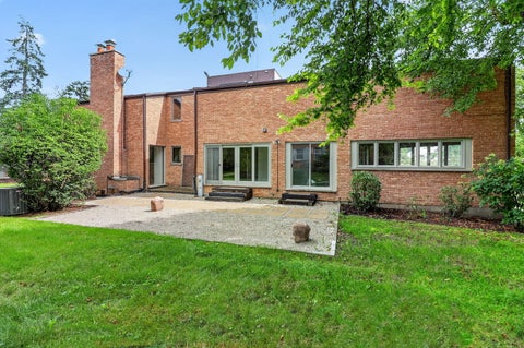 Tiny photo for 42 Royal Vale Drive, Oak Brook, IL 60523 (MLS # 12738417)