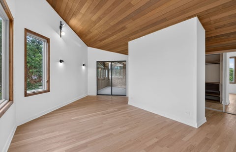 Tiny photo for 42 Royal Vale Drive, Oak Brook, IL 60523 (MLS # 12738417)