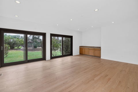 Tiny photo for 42 Royal Vale Drive, Oak Brook, IL 60523 (MLS # 12738417)