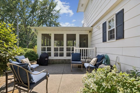 Tiny photo for 2305 E 31st Street, Davenport, IA 52807 (MLS # 12712276)