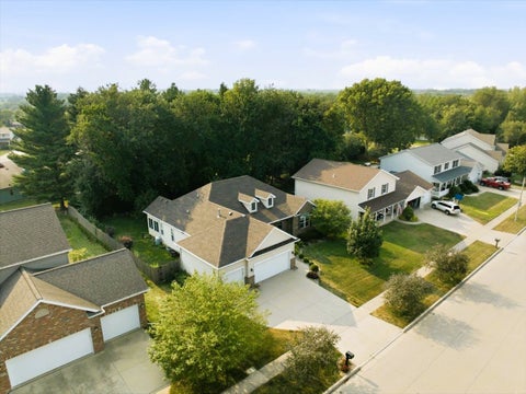 Tiny photo for 2107 Ridge Creek Drive, Bloomington, IL 61705 (MLS # 12680991)
