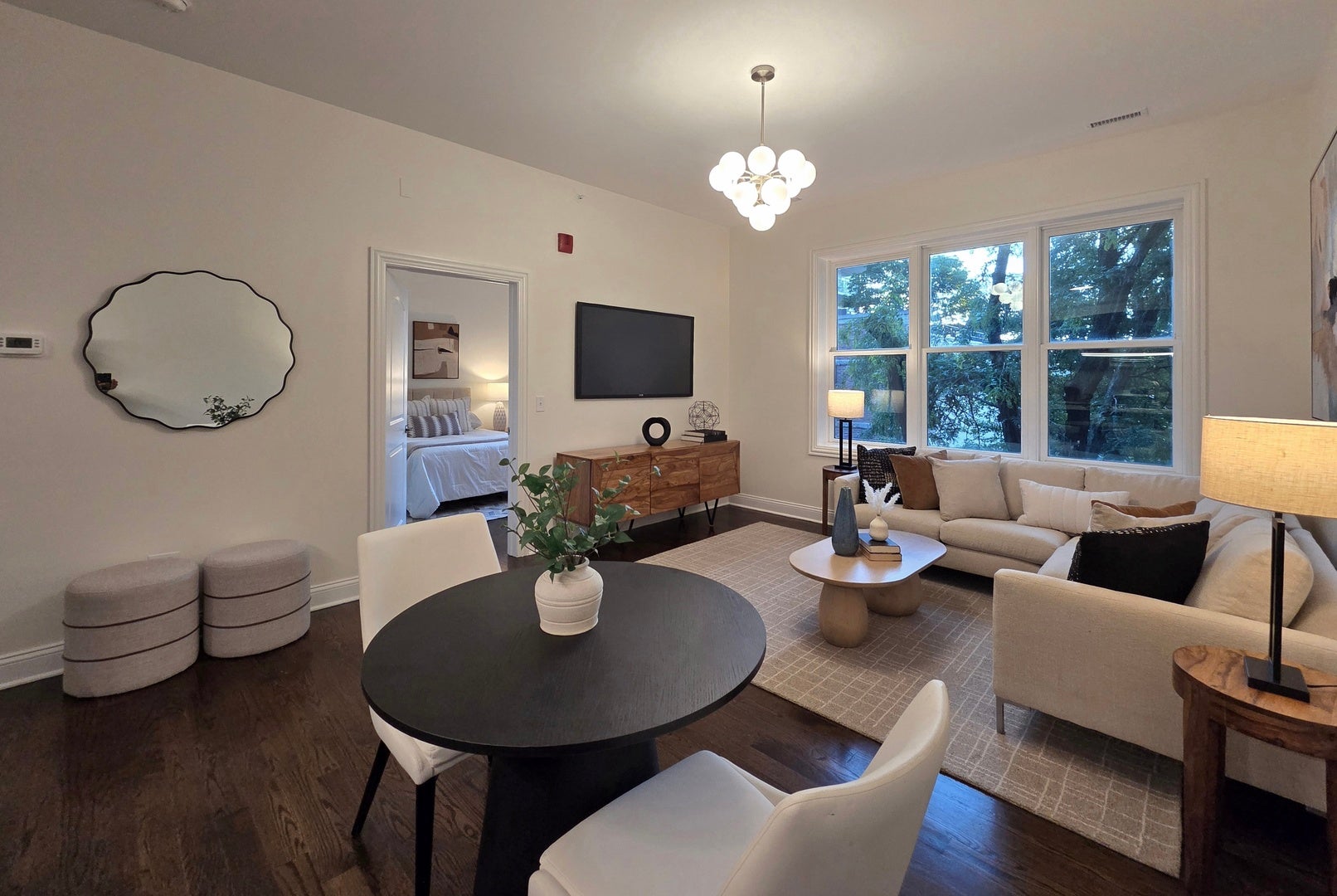 1537 N ORLEANS Avenue 4G