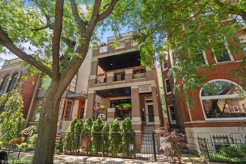 2732 N Seminary Avenue 3 Chicago IL 60614