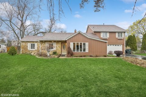 Tiny photo for 1720 W 54th Place, La Grange Highlands, IL 60525 (MLS # 12460052)