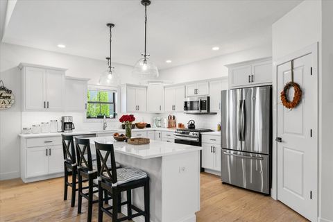 Tiny photo for 1614 Kassen Avenue, Mahomet, IL 61853 (MLS # 12489510)