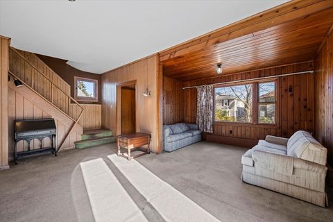 Tiny photo for 1206 Griffith Road, Lake Forest, IL 60045 (MLS # 12546880)