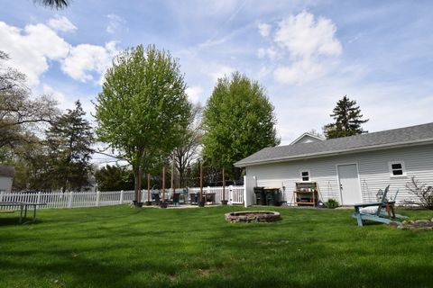 Tiny photo for 302 E Main Street, Yorkville, IL 60560 (MLS # 12628567)