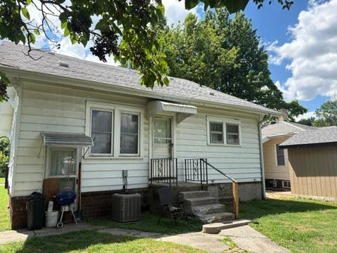 Tiny photo for 808 N 11th Street, Murphysboro, IL 62966 (MLS # 12680746)