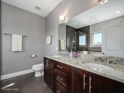 Tiny photo for Chicago, IL 60613 (MLS # 12601303)