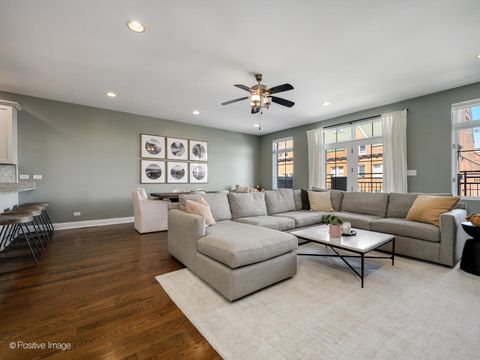 Tiny photo for Chicago, IL 60613 (MLS # 12601303)