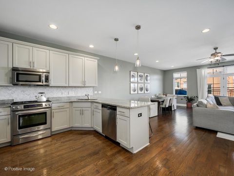Tiny photo for Chicago, IL 60613 (MLS # 12601303)
