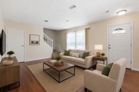 Tiny photo for 2208 Ramsey Circle, Schaumburg, IL 60194 (MLS # 12701436)