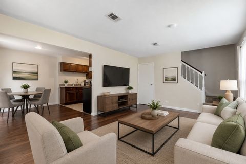 Tiny photo for 2208 Ramsey Circle, Schaumburg, IL 60194 (MLS # 12701436)
