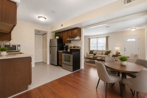Tiny photo for 2208 Ramsey Circle, Schaumburg, IL 60194 (MLS # 12701436)