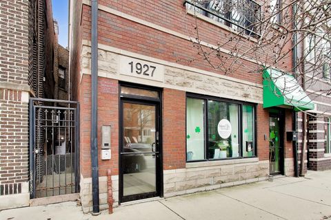 Tiny photo for 1927 W BELMONT Avenue #4, Chicago, IL 60657 (MLS # 12589635)