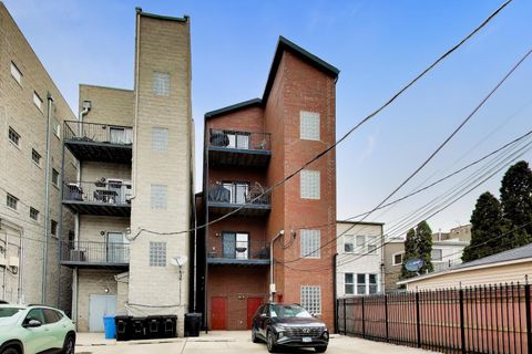Tiny photo for 1927 W BELMONT Avenue #4, Chicago, IL 60657 (MLS # 12589635)
