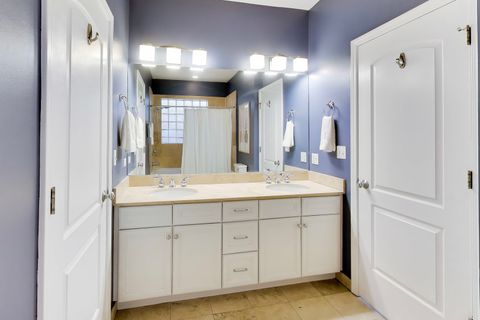 Tiny photo for 1927 W BELMONT Avenue #4, Chicago, IL 60657 (MLS # 12589635)