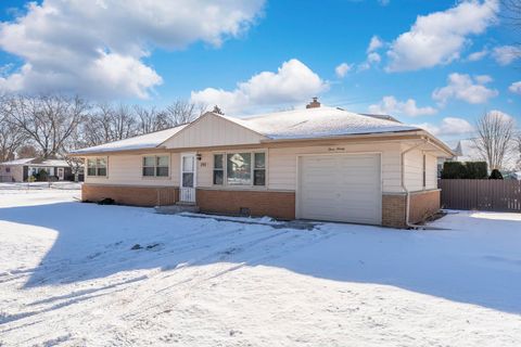 Tiny photo for 390 Oak Avenue, Wood Dale, IL 60191 (MLS # 12557047)