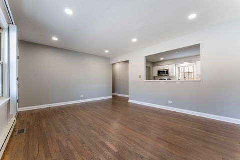 Tiny photo for 390 Oak Avenue, Wood Dale, IL 60191 (MLS # 12557047)