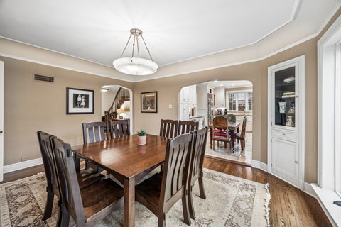 Tiny photo for 610 N Oak Park Avenue, Oak Park, IL 60302 (MLS # 12671178)
