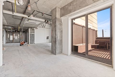 Tiny photo for 800 N Michigan Avenue #PH67, Chicago, IL 60611 (MLS # 12566423)